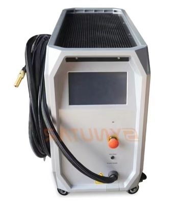 Machine de soudage laser à fibre continue refroidie à l'air AC220V / 50Hz 2000W Puissance laser pour soudes de précision