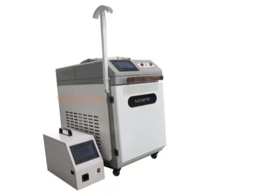 Machine de soudage au laser industrielle de 1 kW à 2 kW pour refroidissement à l'air à 20 mm de profondeur en acier inoxydable